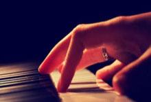 CBA比赛：新疆主场轻松战胜北控